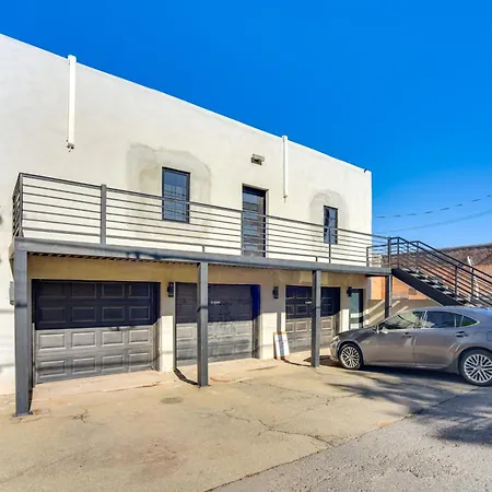 Less Than 1 Mi To Plaza Mtn-view Gem With Hot Tub! *
